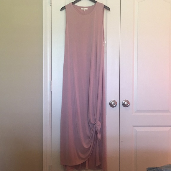 Andrée by Unit rose colored maxi dress. - Picture 1 of 2